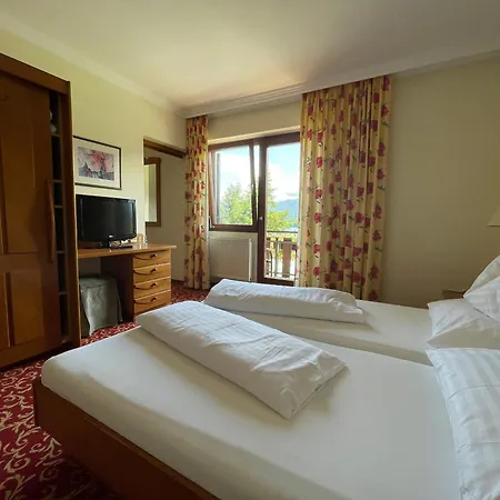 Seehotel Ressmann Drobollach am Faakersee