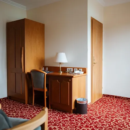 Seehotel Ressmann دروبولاخ ام فاكر