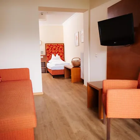 Seehotel Ressmann Дроболлах-ам-Фаакер-Зее