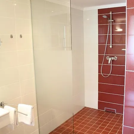 Seehotel Ressmann 4* دروبولاخ ام فاكر